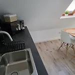 Lemon Apartment *