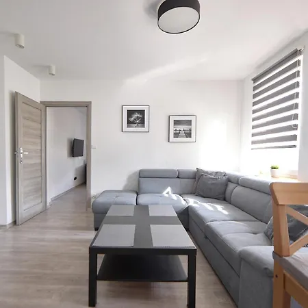Lemon Apartment *