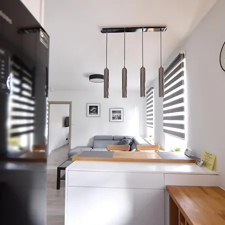 Lemon Apartment
